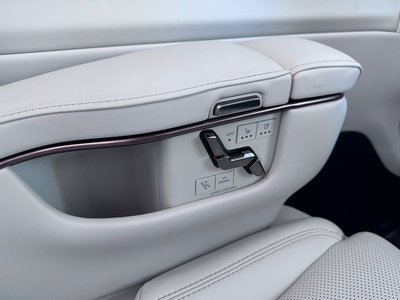 2025 Lexus LM 缩略图 45
