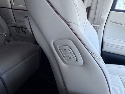 2025 Lexus LM 缩略图 38
