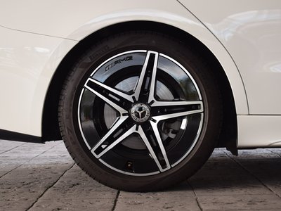 2026 Mercedes-BENZ C-CLASS photo 14