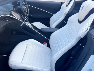 2024 Ferrari ROMA SPIDER 照片 9