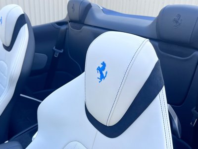 2024 Ferrari ROMA SPIDER 照片 10