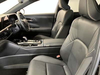 صورة 13 لـ 2025 Toyota CROWN ESTATE