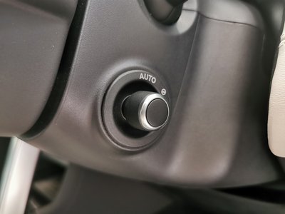 2025 LAND Rover DISCOVERY SPORT thumbnail 18