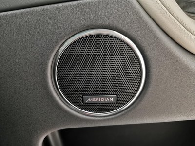 2025 LAND Rover DISCOVERY SPORT photo 10