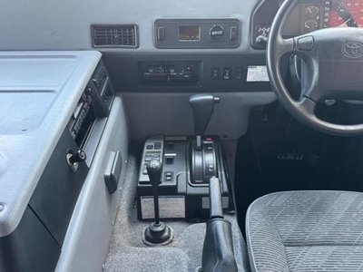 1999 Toyota MEGA CRUISER 照片 6