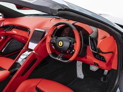 2024 Ferrari ROMA SPIDER 照片 25