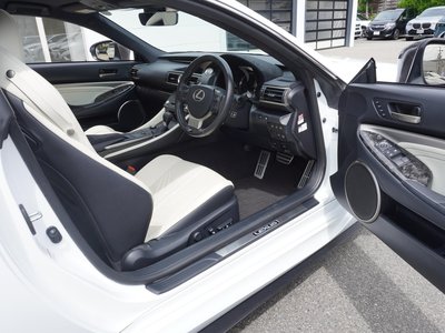 صورة مصغرة 32 لـ 2017 Lexus RC F