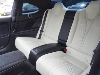 صورة مصغرة 37 لـ 2017 Lexus RC F