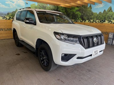 صورة 16 لـ 2023 Toyota LAND CRUISER PRADO
