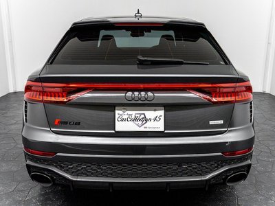 صورة 5 لـ 2023 AUDI RS Q8