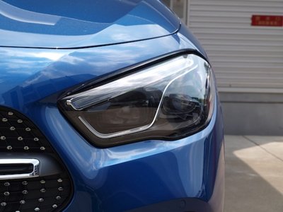 2025 Mercedes-BENZ GLA photo 5