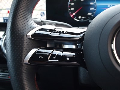 2025 Mercedes-BENZ GLA thumbnail 21