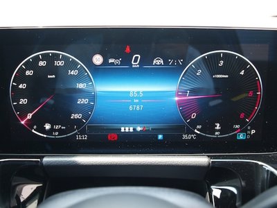 2025 Mercedes-BENZ GLA thumbnail 23