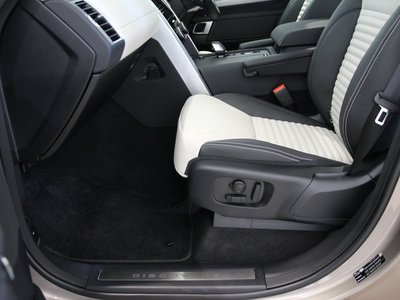 2024 LAND Rover DISCOVERY thumbnail 23