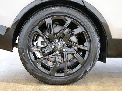 2024 LAND Rover DISCOVERY thumbnail 38