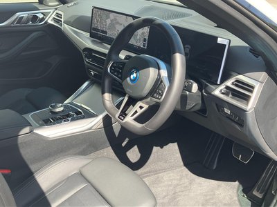 2025 BMW I4 缩略图 23