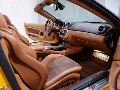 2013 Ferrari CALIFORNIA 30 照片 14