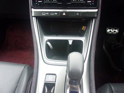 2025 Lexus LBX thumbnail 60