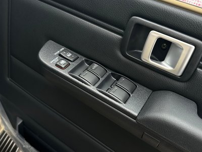 2024 Toyota LAND CRUISER 70 thumbnail 26