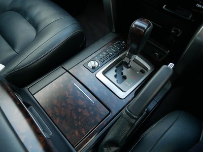 صورة 30 لـ 2015 Toyota LAND CRUISER 200