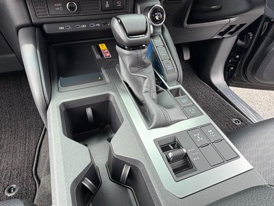 2025 Toyota LAND CRUISER 250 — миниатюра 31