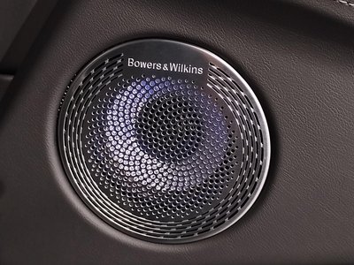2025 BMW XM thumbnail 24