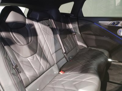 2025 BMW XM photo 13