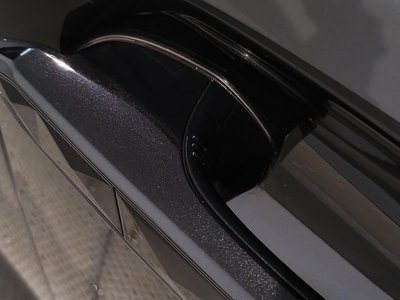 2025 BMW XM thumbnail 73