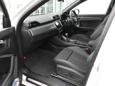 2026 AUDI Q3 photo 14