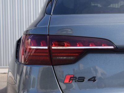 2022 AUDI RS4 AVANT photo 11