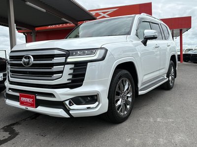 صورة 3 لـ 2025 Toyota LAND CRUISER 300