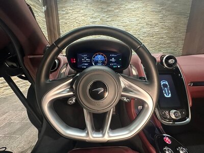 2021 Mclaren GT thumbnail 20