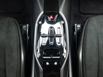 صورة مصغرة 18 لـ 2025 Ferrari 296 GTB