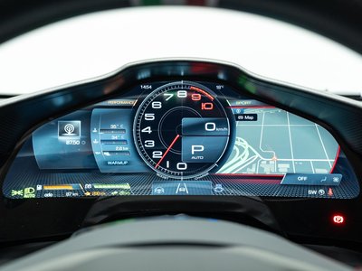 صورة 15 لـ 2025 Ferrari 296 GTB