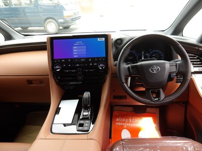صورة 13 لـ 2024 Toyota VELLFIRE