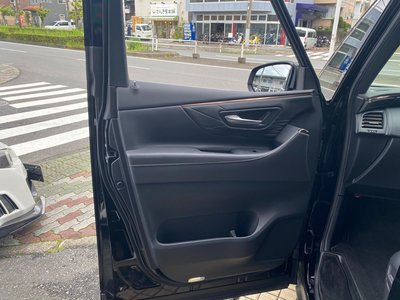 2025 Toyota ALPHARD — фото 36