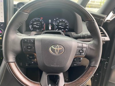 2025 Toyota ALPHARD — фото 23