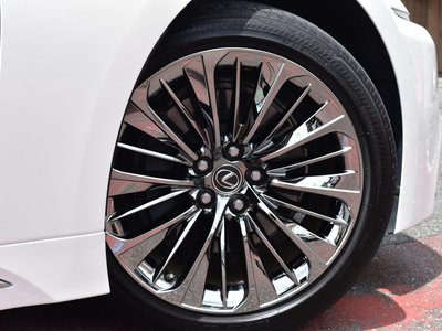 صورة مصغرة 13 لـ 2018 Lexus LS