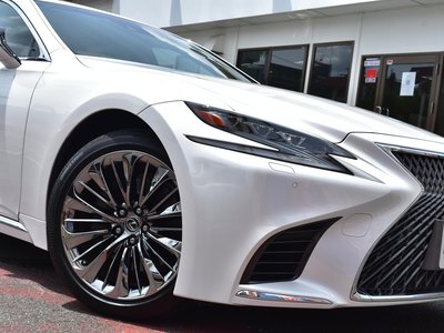صورة مصغرة 17 لـ 2018 Lexus LS