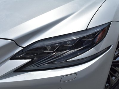 صورة مصغرة 18 لـ 2018 Lexus LS