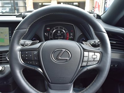 صورة مصغرة 57 لـ 2018 Lexus LS