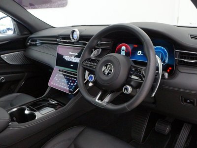 صورة مصغرة 11 لـ 2024 Maserati GRECALE