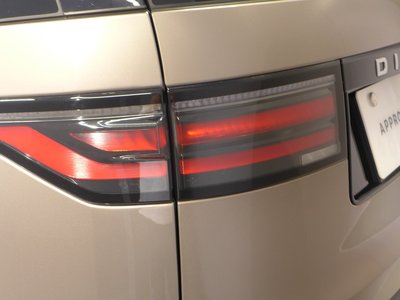 2025 LAND Rover DISCOVERY — фото 11