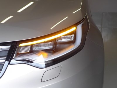 2025 LAND Rover DISCOVERY — фото 9