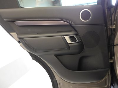 صورة 31 لـ 2025 LAND Rover DISCOVERY