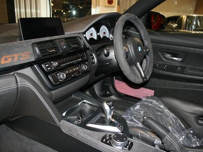 صورة 16 لـ 2016 BMW M4 COUPE