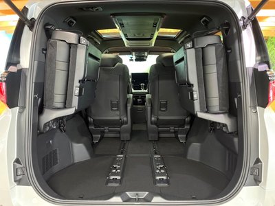 2024 Toyota ALPHARD 照片 13
