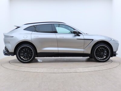 صورة 4 لـ 2024 Aston Martin DBX
