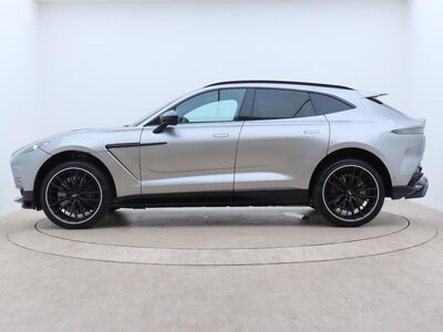 صورة 8 لـ 2024 Aston Martin DBX
