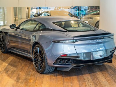 2019 Aston Martin DBS SUPERLEGGERA 照片 7